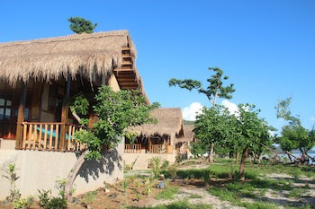 Palawan Sandcastles Beach Resort