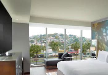 Courtyard By Marriott Queretaro