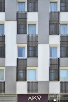 Aku Hotels