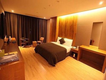 Designers Hotel The Rich