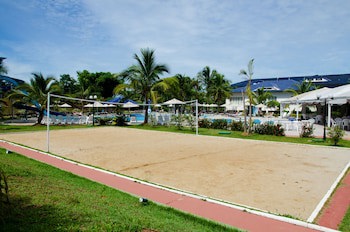 Colonial Plaza Hotel