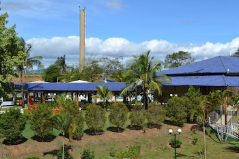 Colonial Plaza Hotel