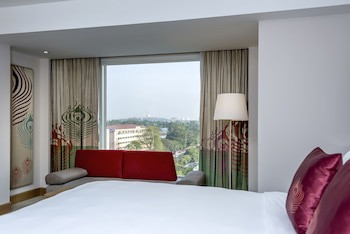Novotel Yangon Max