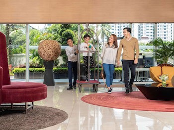 Novotel Yangon Max