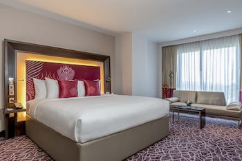 Novotel Yangon Max