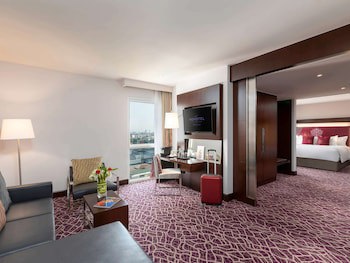 Novotel Yangon Max