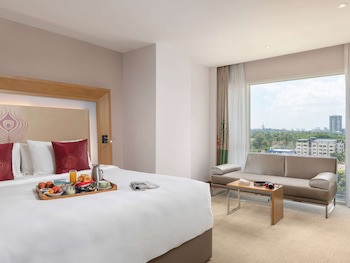 Novotel Yangon Max