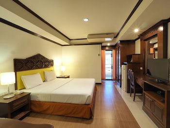 Golden Villa