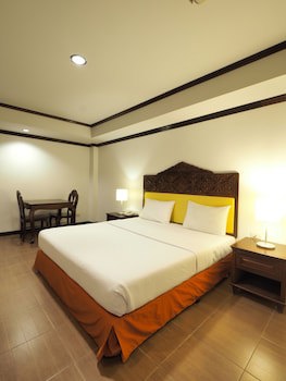 Golden Villa