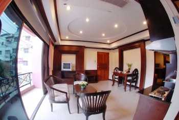 Golden Villa