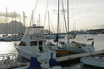 Flag Hotel Foya Branca