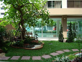Bangkok Living