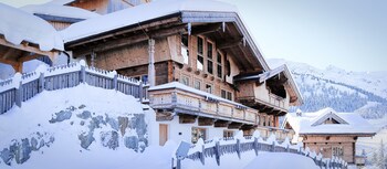 Montana Apartments