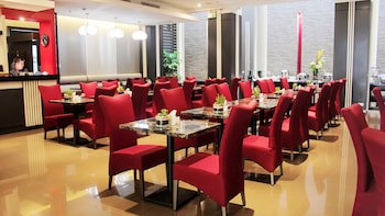 Brentwood Suites