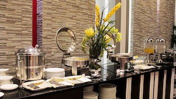 Brentwood Suites