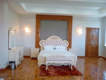 Excel Capital Hotel