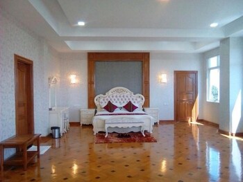 Excel Capital Hotel