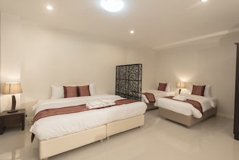 Chiang Mai Waroros Boutique Hotel