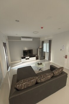 Chiang Mai Waroros Boutique Hotel