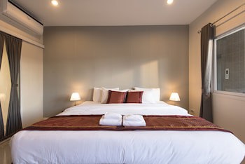 Chiang Mai Waroros Boutique Hotel