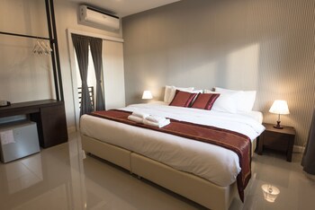 Chiang Mai Waroros Boutique Hotel