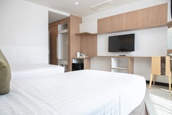 42C The Chic Hotel