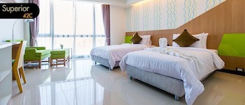 42C The Chic Hotel