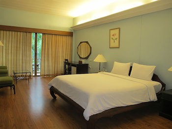 Mae Pim Resort Hotel