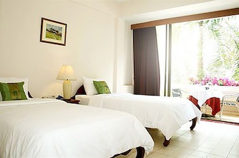 Mae Pim Resort Hotel