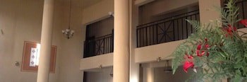 Pinnacle Hotels And Suites
