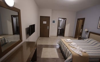 Philoxenia Hotel