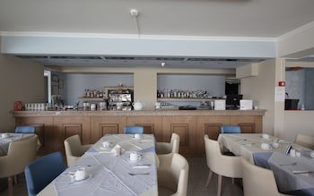 Philoxenia Hotel