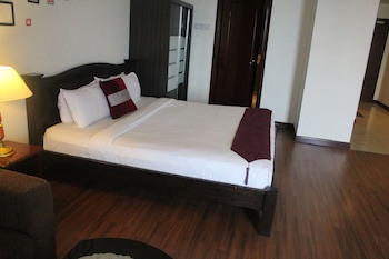 Grand Service Suite At Times Square