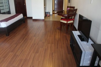 Grand Service Suite At Times Square