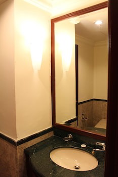 Grand Service Suite At Times Square