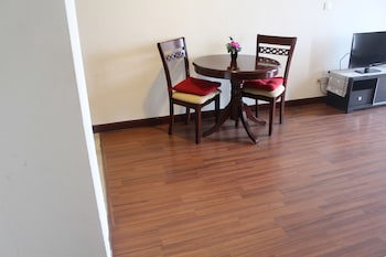 Grand Service Suite At Times Square