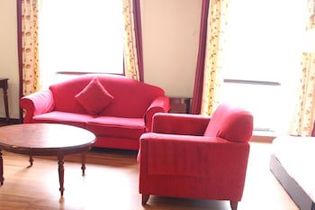 Grand Service Suite At Times Square