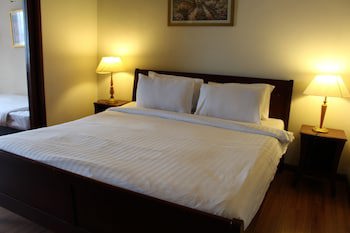 Grand Service Suite At Times Square