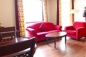 Grand Service Suite At Times Square