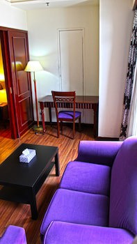 Grand Service Suite At Times Square