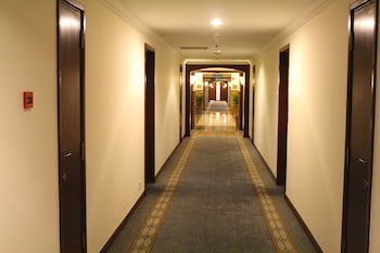Grand Service Suite At Times Square