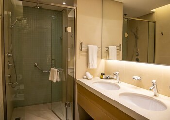 Saifi Suites