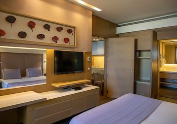 Saifi Suites