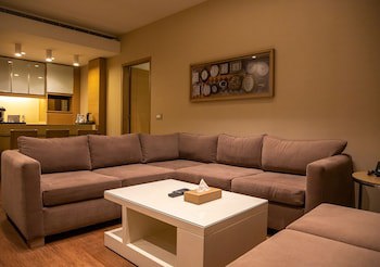 Saifi Suites