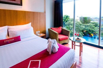 Emersia Hotel & Resort