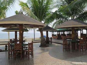 White Castle Resort & Hotel
