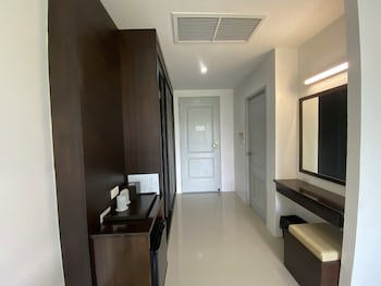 Chawlada Hotel