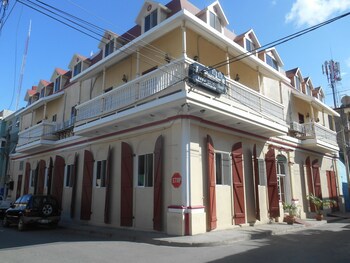 Le Paradis S. Hotel
