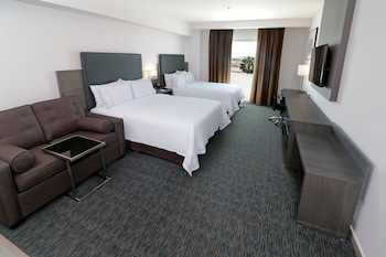Holiday Inn Express & Suites Hermosillo, An Ihg Hotel