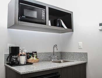 Holiday Inn Express & Suites Hermosillo, An Ihg Hotel